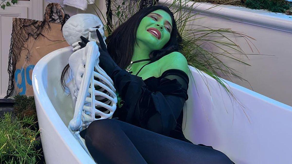 Entertainment News and Celeb Gossip: Kourtney Kardashian Transforms Her $9million House for Halloween