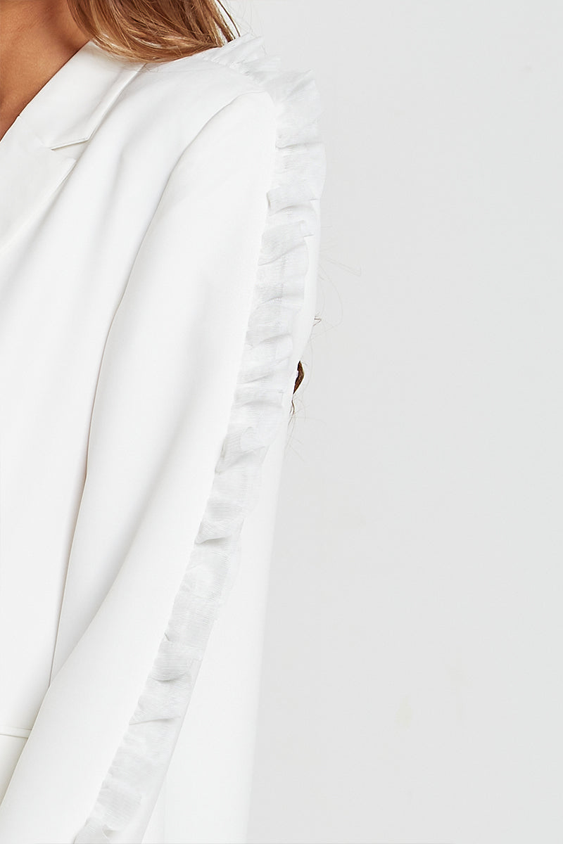 <transcy>Белый пиджак The Power Suit</transcy>
